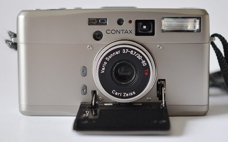 Contax TVS III Silver 35mm Camera with Zeiss Vario-Sonnar T* 30-60 f3.7 Lens —USED