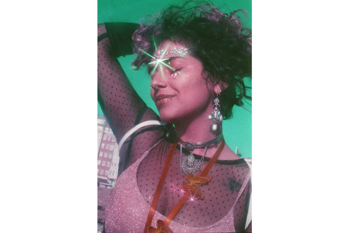 2021 LomoChrome Purple Pétillant, ISO 100–400, 35mm, 36 exp Color Print Film
