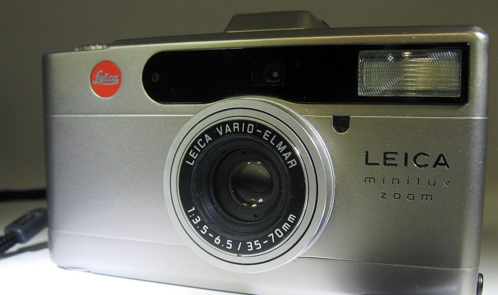 Leica Minilux Zoom 35mm Camera with Leica Vario-Elmar 35-70mm zoom lens f/3.5-6.5  —USED
