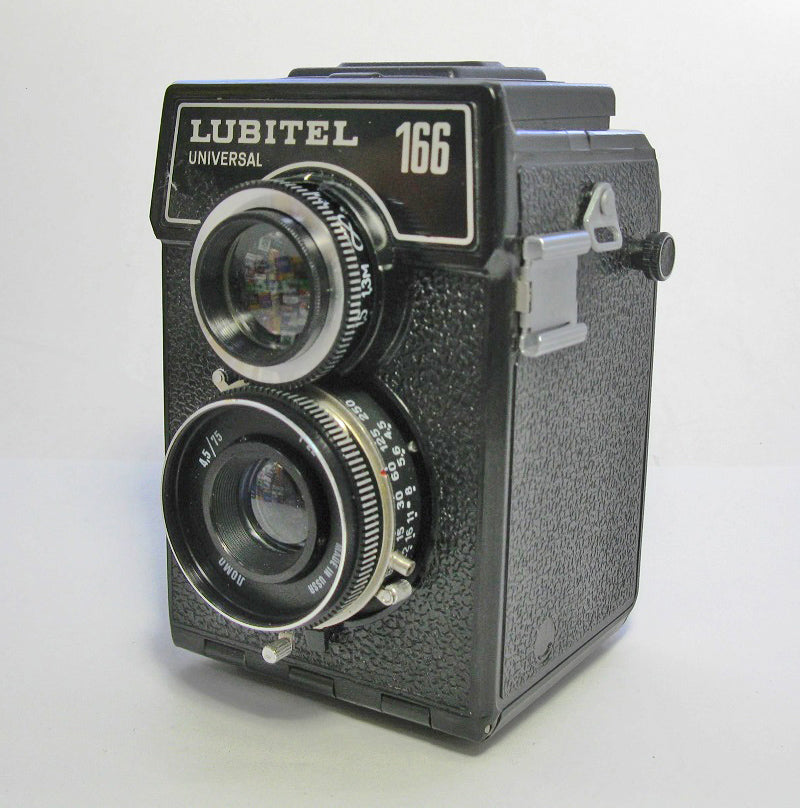 Lomography Lubitel 166 B/Universal Medium Format TLR Film Camera —USED