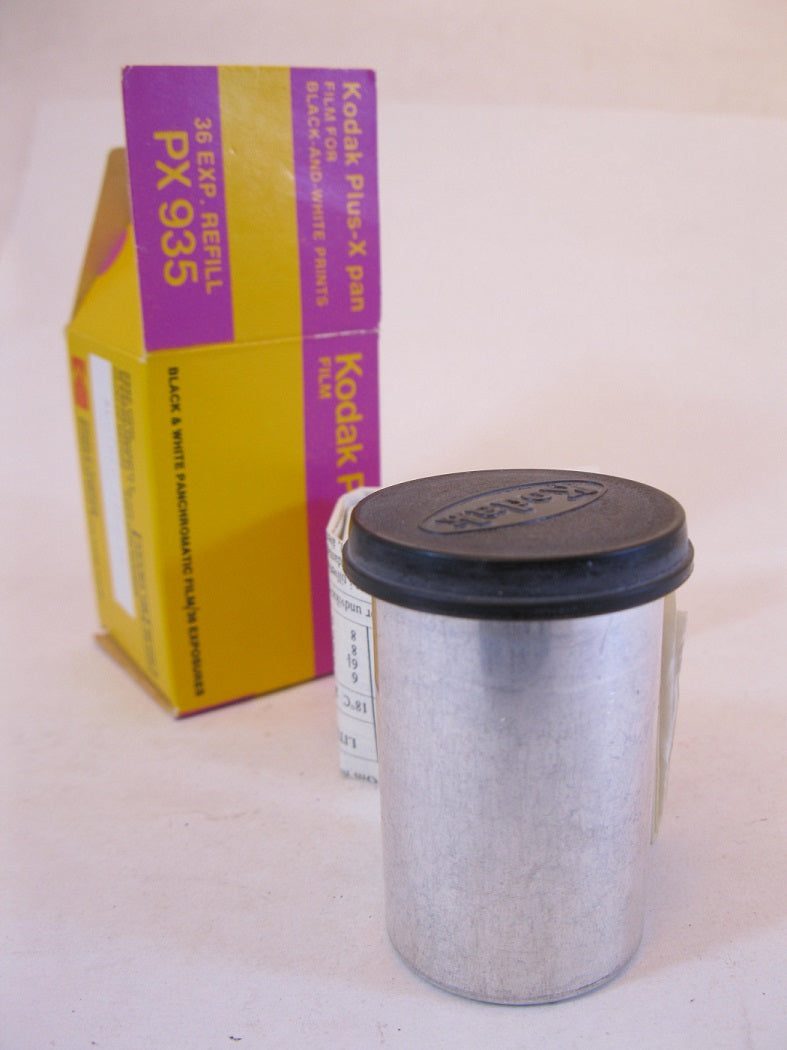 Vintage 35 mm x 36 Exp Kodak Plus-X 125 BULK Packed B & W Film Cold Stored for Reloading PX 935